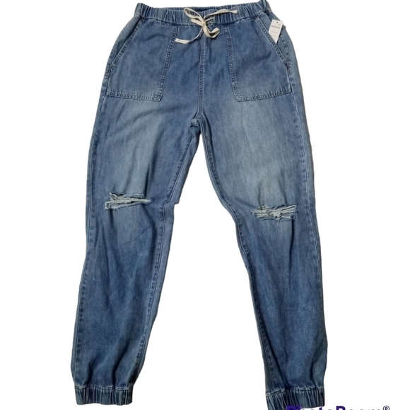 Juicy Couture Light Wash Destroyed Knee Pocket Joggers Size Medium - Picture 3 of 11